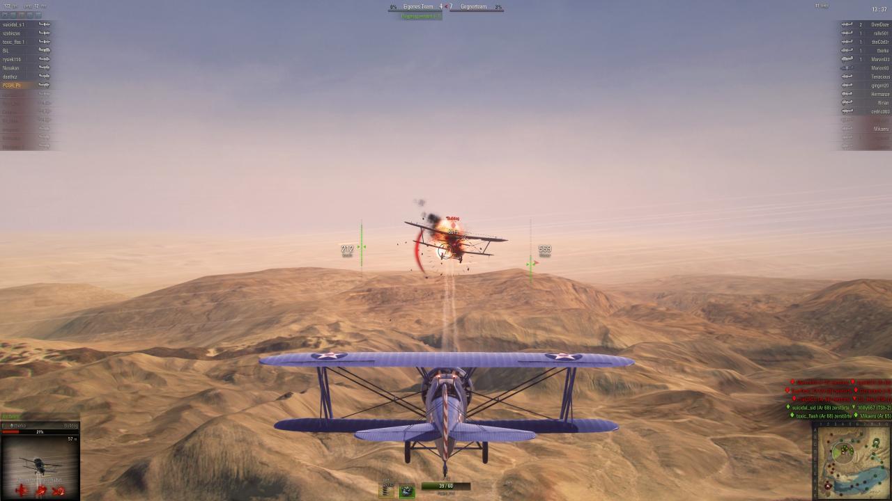 [13/11/2013] Wie in einem echten Dogfight: Wer hinten liegt gewinnt.