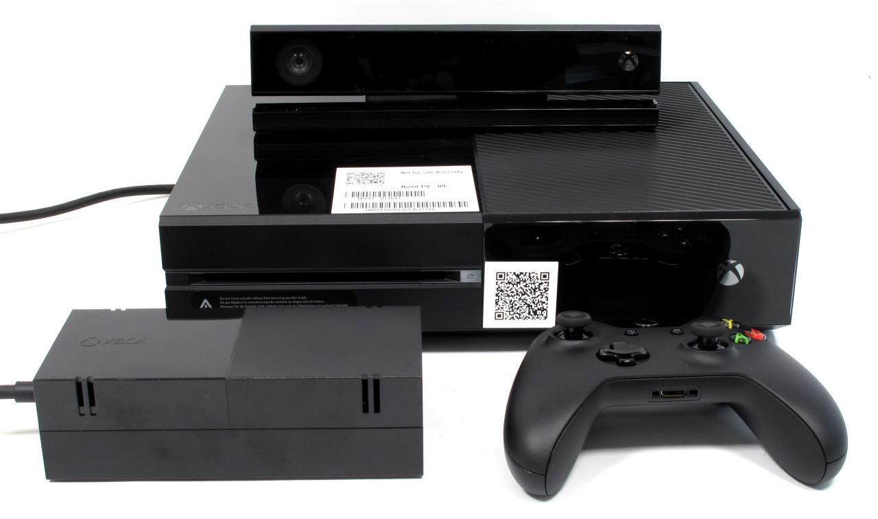 [15/11/2013] 2013: Xbox One.