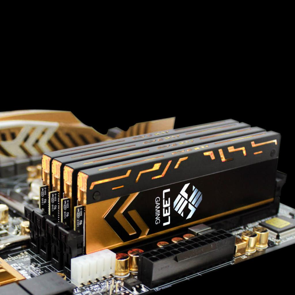 [18/12/2013] Avexir Blitz 1.1: Arbeitsspeicher-Kits bis zu DDR3-3200 für 100 bis 850 Euro angekündigt (3)