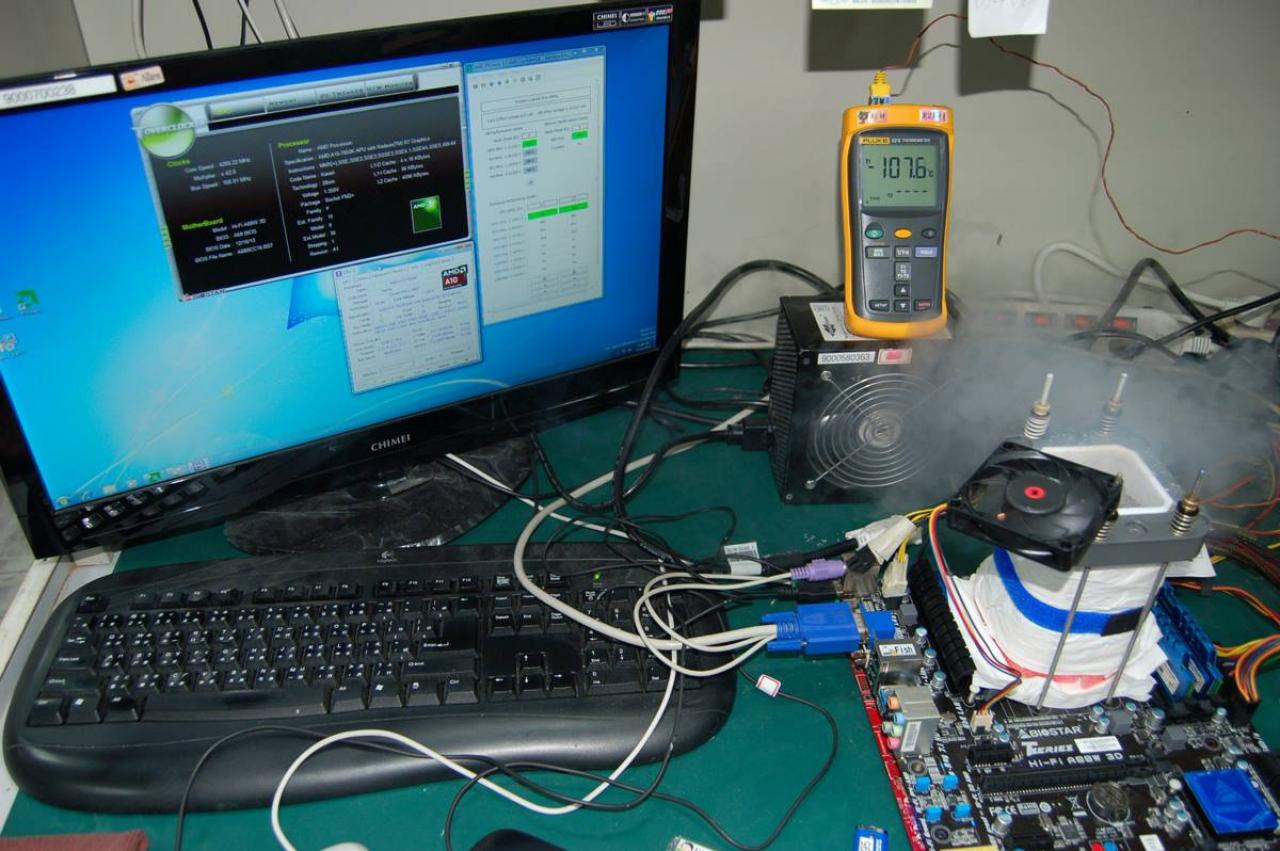 [23/12/2013] AMD Kaveri: Biostar zeigt Bilder einer OC-Session mit Flüssigstickstoff (8)
