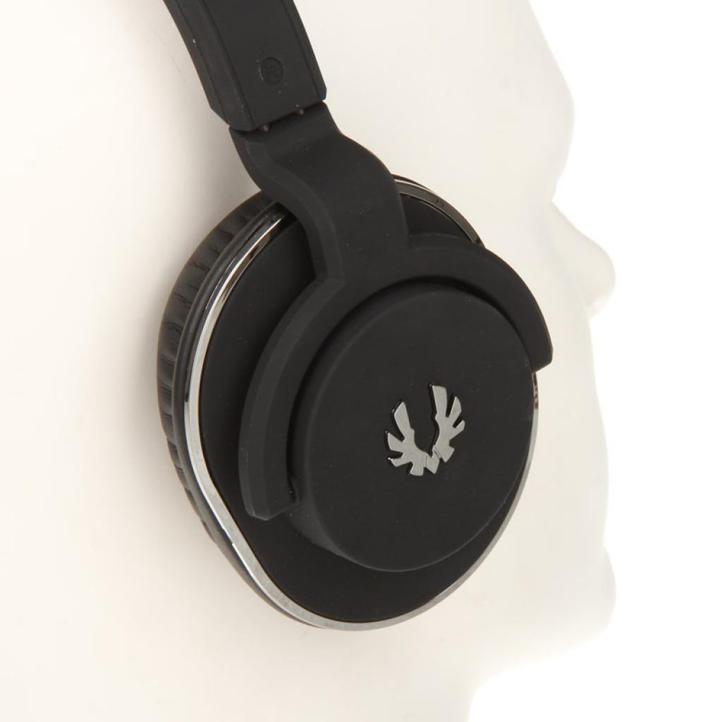 [13/12/2013] Bitfenix expandiert in den Audio-Markt: Headset Flo für 60 Euro angekündigt (23)