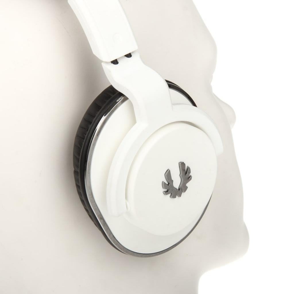 [13/12/2013] Bitfenix expandiert in den Audio-Markt: Headset Flo für 60 Euro angekündigt (21)