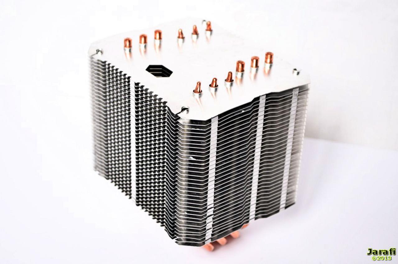 [01/12/2013] PCGHX-Test: Budget-CPU-Kühler Raijintek Ereboss (7)