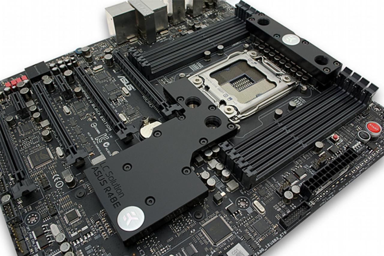 [27/12/2013] EK-FB KIT ASUS R4BE - Acetal+Nickel