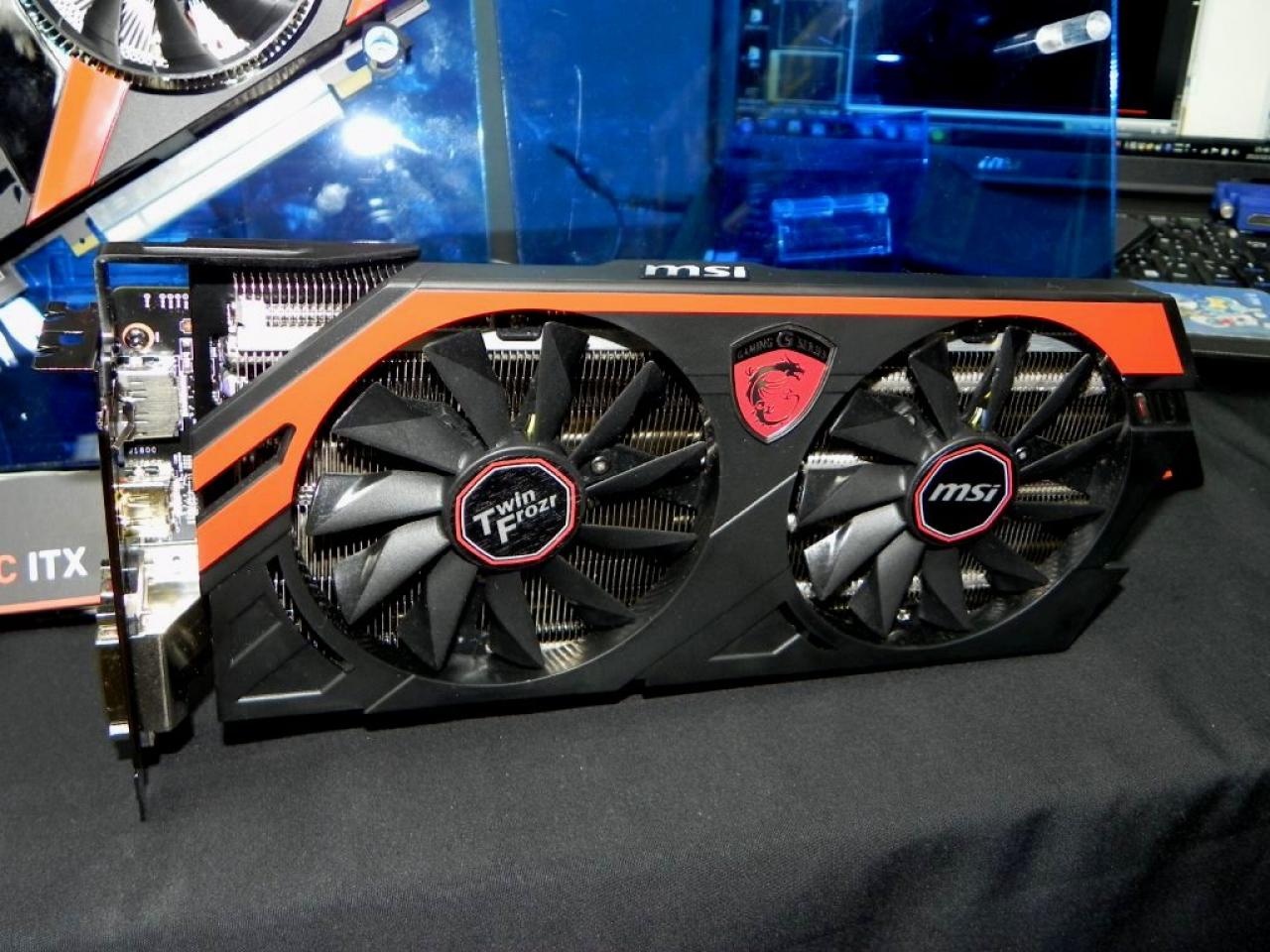 [15/12/2013] Radeon R9 290X Gaming Edition von MSI mit Twin-Frozr-Kühler und werksseitiger Übertaktung abgelichtet (5)