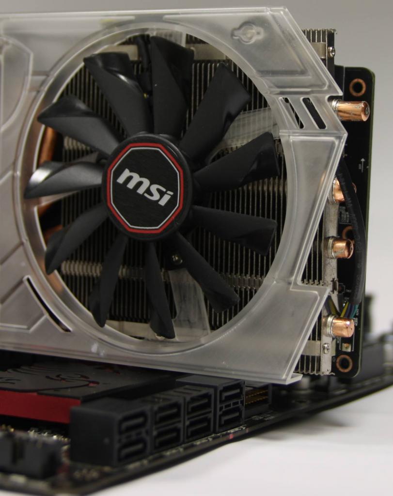 [06/12/2013] MSI zeigt, wie Kühlungen nicht aussehen sollten: Transparentes Acryl und unbehandelte Kupfer-Heatpipes