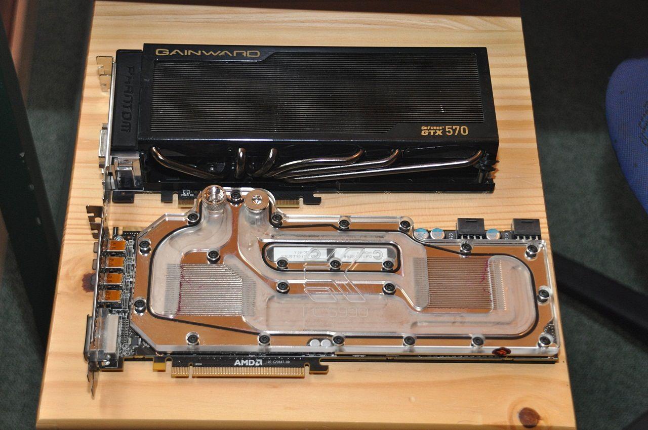 [28/12/2013] Update vom 29.12.: Schönheit mit weißer Platine, selbstgebauter Adapter und Prototyp (30)