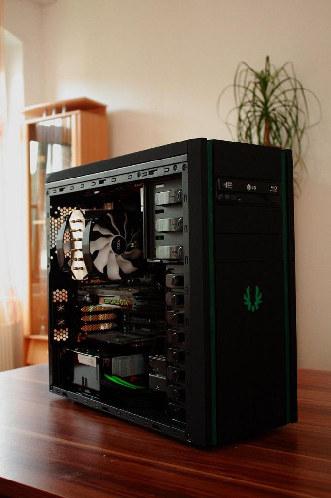 [06/12/2013] Update vom 07.12. mit Gaming-Möhren, Modding-Schönheiten und Kuriositäten (51)
