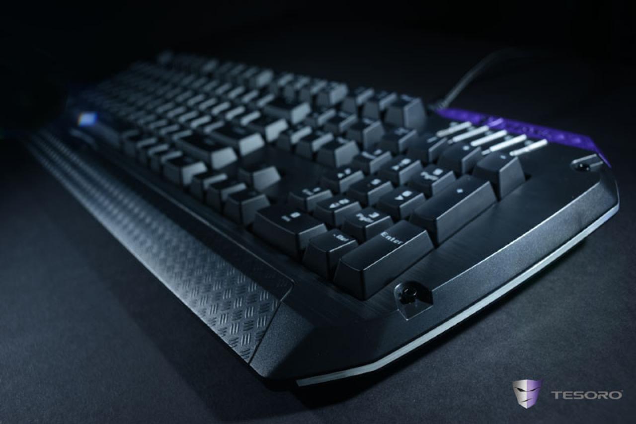 [06/12/2013] Tesoro Lobera Supreme Tastatur 2