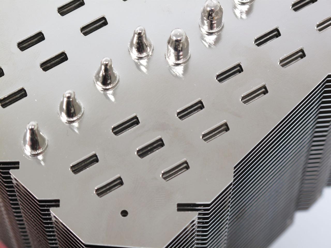 [20/12/2013] Thermalright HR-22 im Test: Was kann die Neuauflage des Kult-Kühlers? (5)
