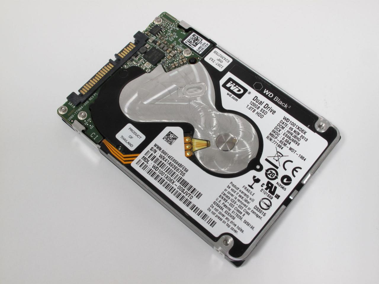 [02/12/2013] Western Digital Black 2 Dual Drive im Test: SSHD done right? (5)