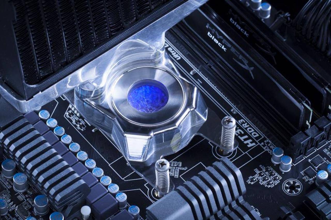 [14/01/2014] Captherm MP1120: Phasenwechsel-CPU-Kühler für 249 US-Dollar (2)