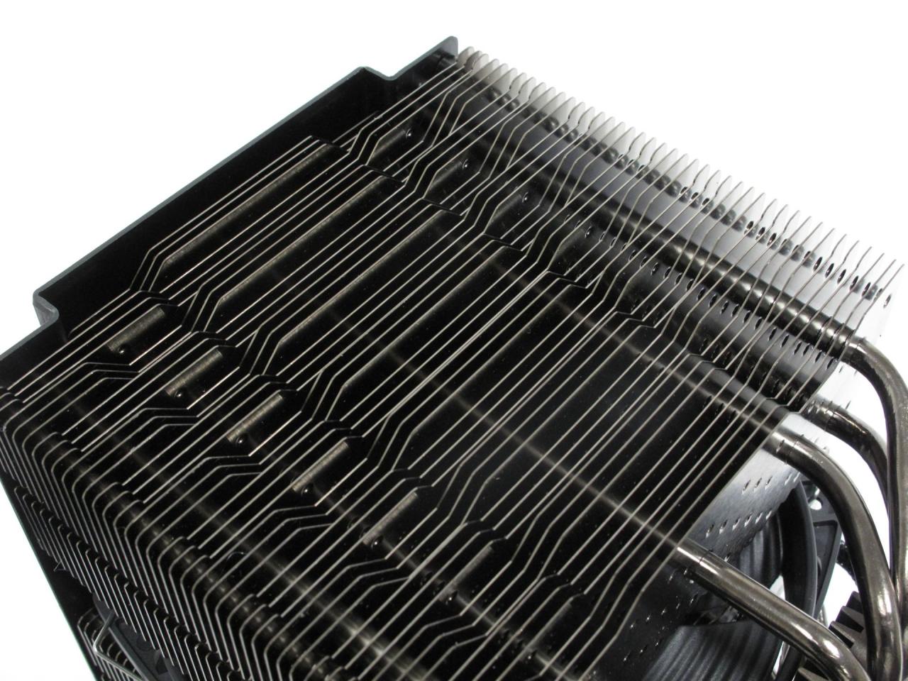 [15/01/2014] Be quiet Dark Rock Pro 3 im Test: Starker CPU-Kühler mit wenigen Kritikpunkten (5)