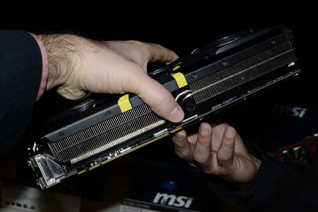 [07/01/2014] MSI Radeon R9 290X Lightning: Neue Bilder von der CES 2014 aufgetaucht (2)
