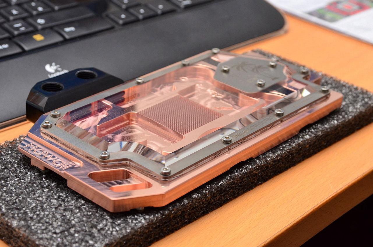 [17/01/2014] Update vom 18.01. mit Wakü-PCs im Schreibtisch (17)