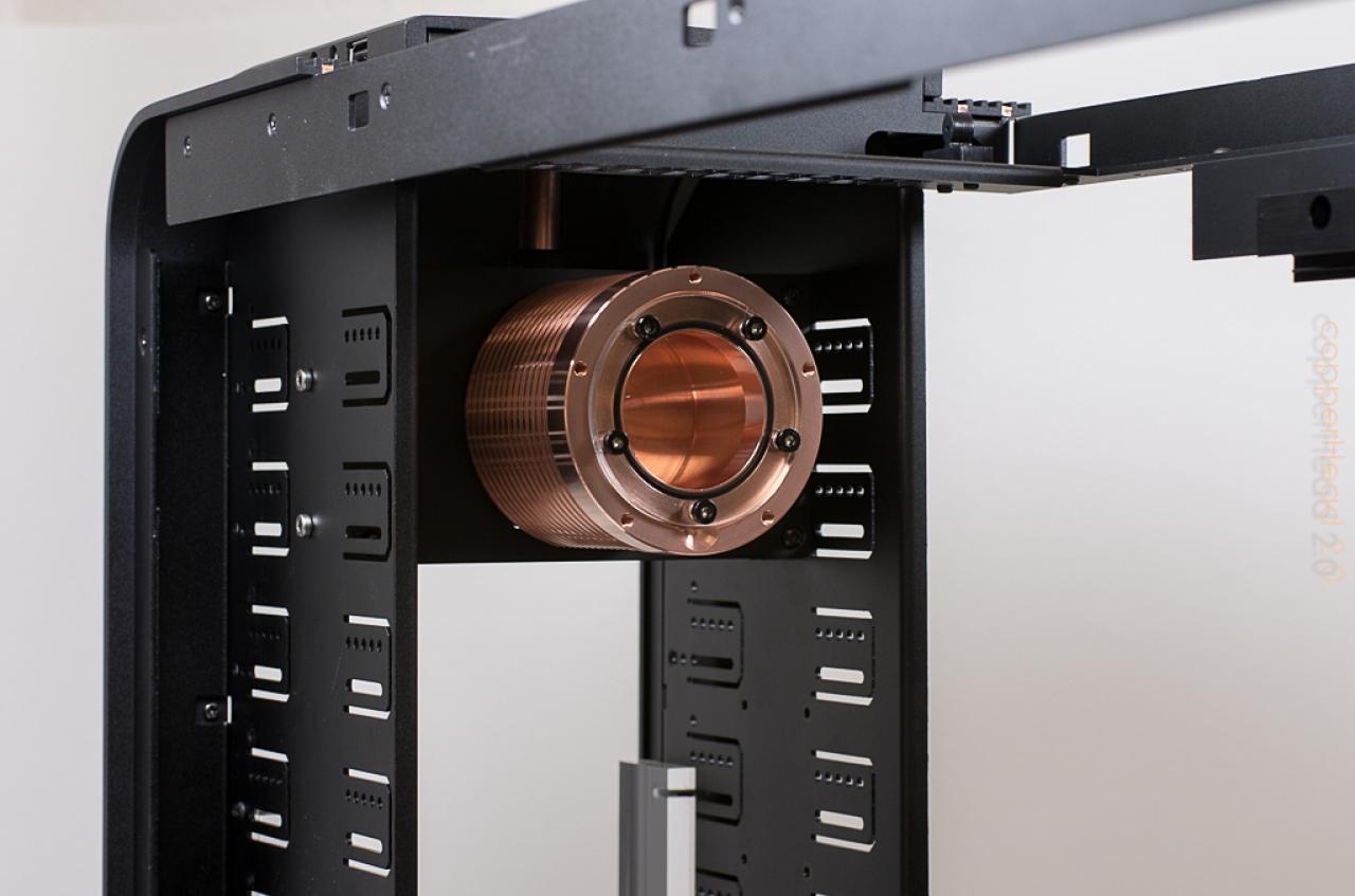 [17/01/2014] Update vom 18.01. mit Wakü-PCs im Schreibtisch (33)