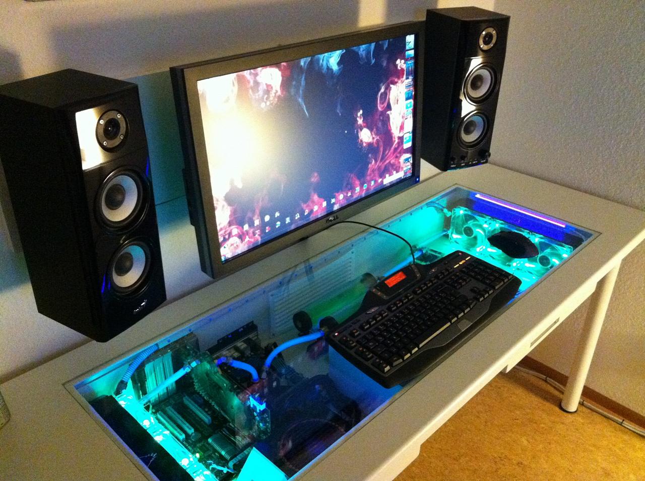 [17/01/2014] Update vom 18.01. mit Wakü-PCs im Schreibtisch (4)