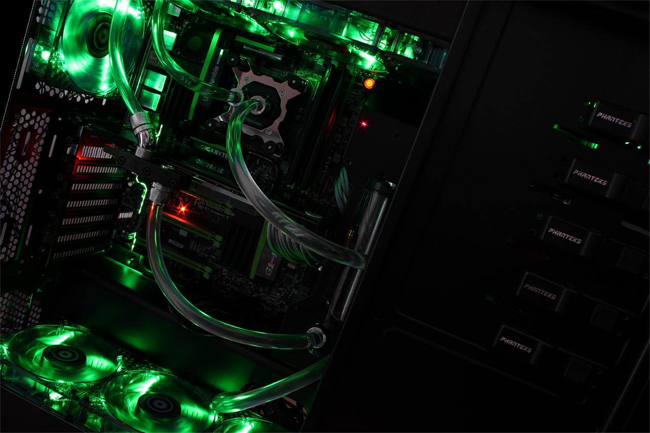 [17/01/2014] Update vom 18.01. mit Wakü-PCs im Schreibtisch (7)