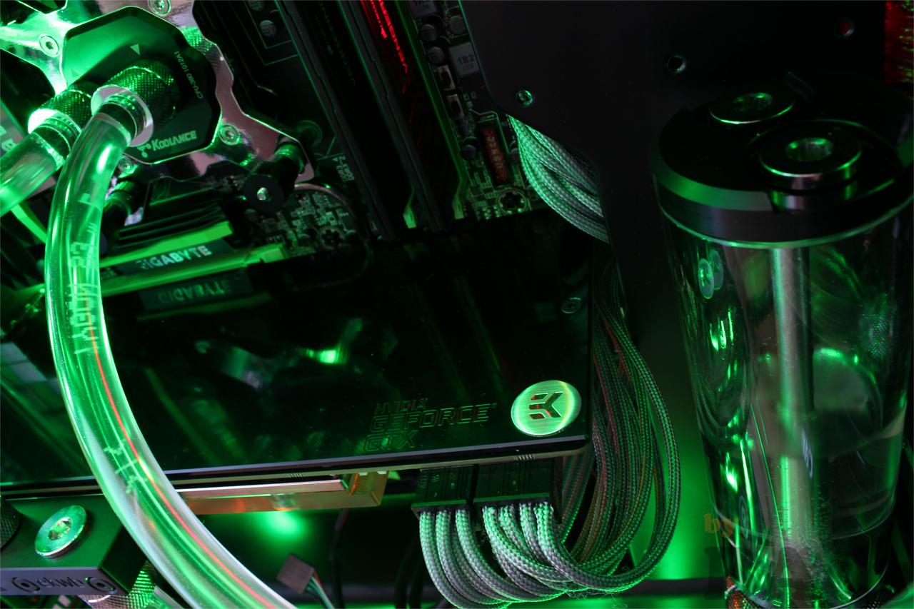 [16/01/2014] Phanteks Enthoo Primo: Big-Tower mit zwei 480-mm-Radiatoren im PCGHX-Test (4)