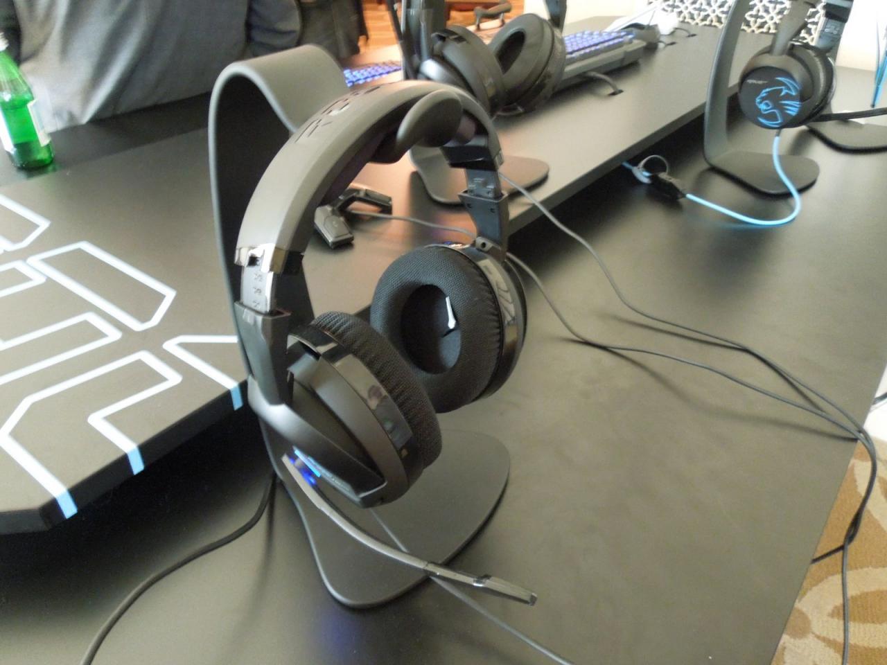 [09/01/2014] Roccat mit zwei neuen Kave XTD-Headsets auf der CES (1)