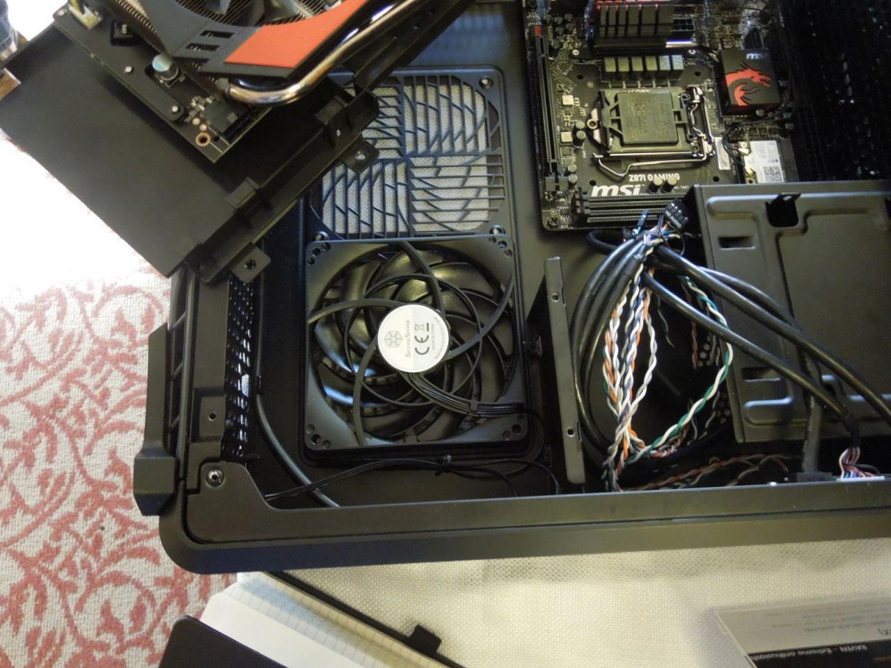 [10/01/2014] Das Steambox-Gehäuse Silverstone RVZ01 im Detail (2)
