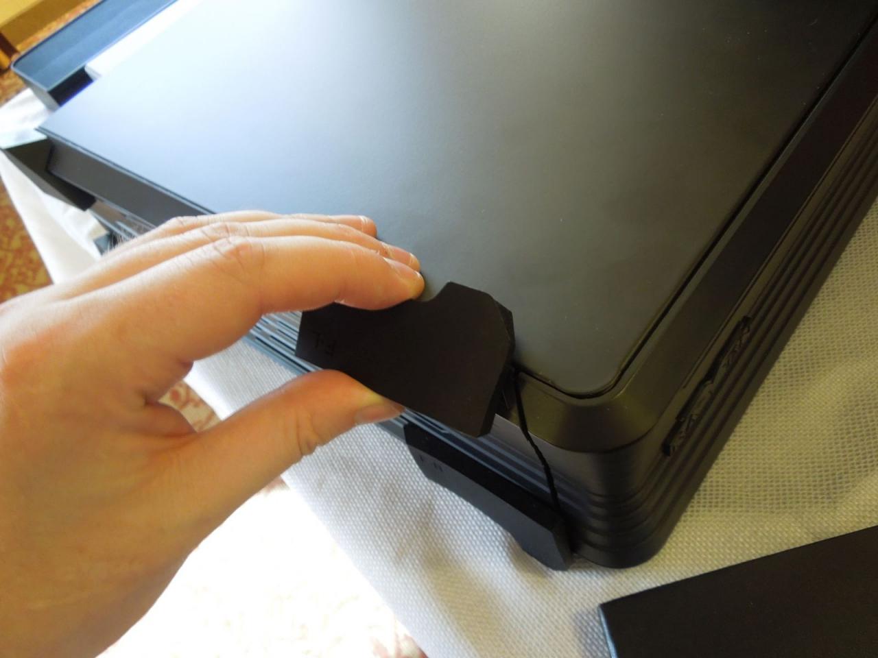 [10/01/2014] Das Steambox-Gehäuse Silverstone RVZ01 im Detail (13)