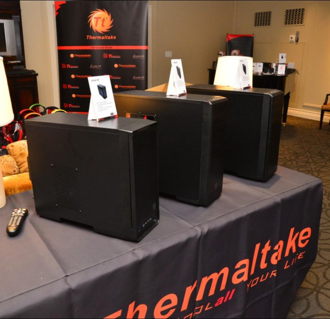 [12/01/2014] Thermaltake: Produktoffensive mit neuen Gehäusen, Netzteilen und CPU-Kühlern - im Bild: die Gehäuse der 