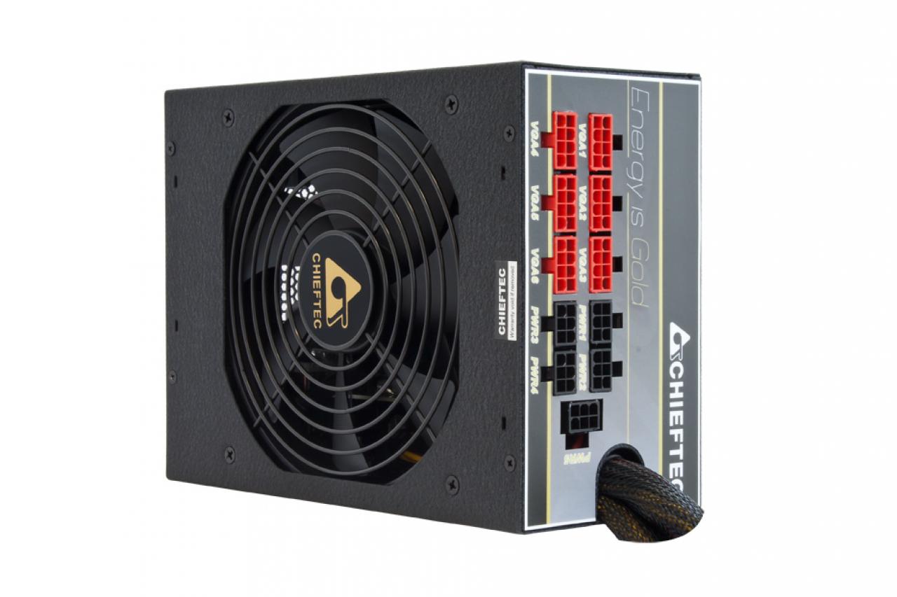 [11/02/2014] Chieftec Navitas: GPM-1250C (2)