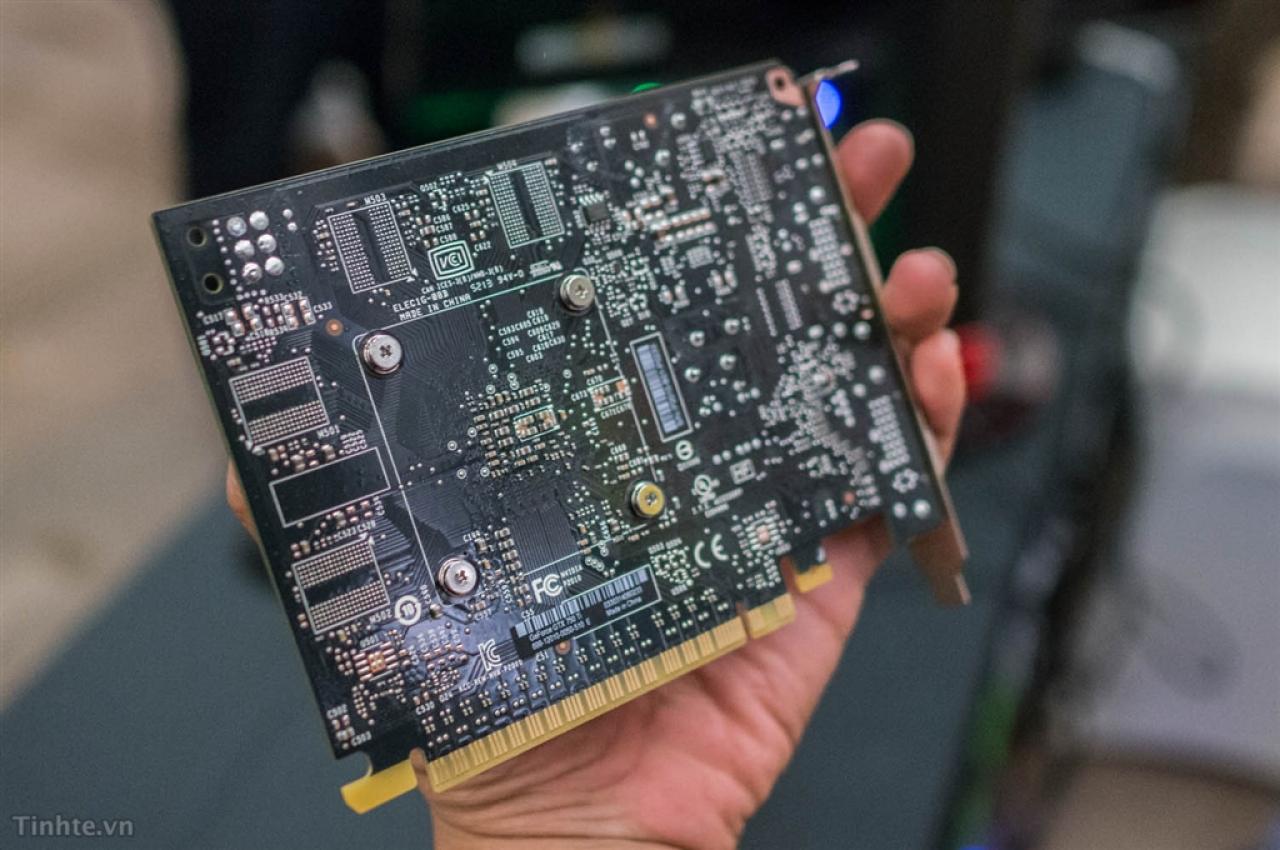 [15/02/2014] Nvidia Maxwell: Angeblich offizielle Folien zeigen Spezifikationen von Geforce GTX 750 und GTX 750 Ti - 800er-Serie kommt in der zweiten Jahreshälfte (3)