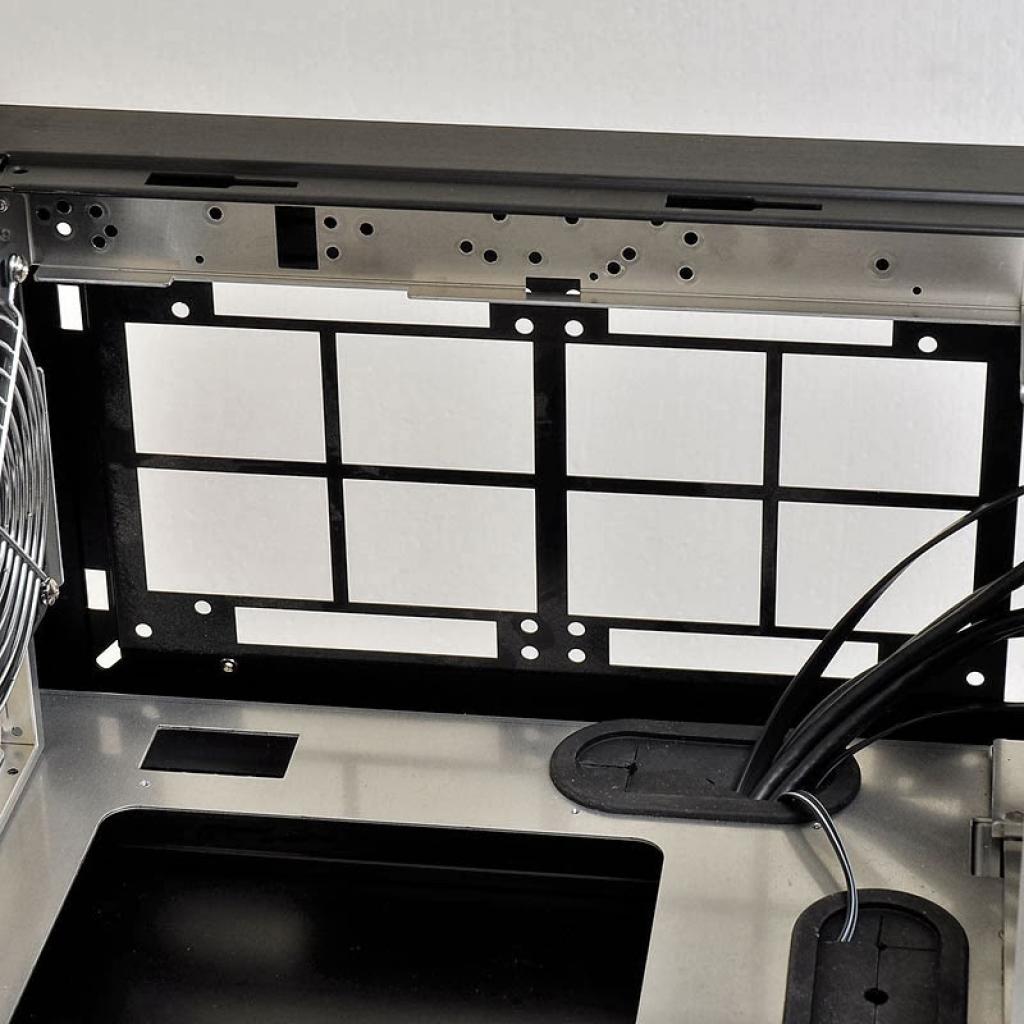 [12/02/2014] Lian Li PC-B16 und PC-A61 (12)