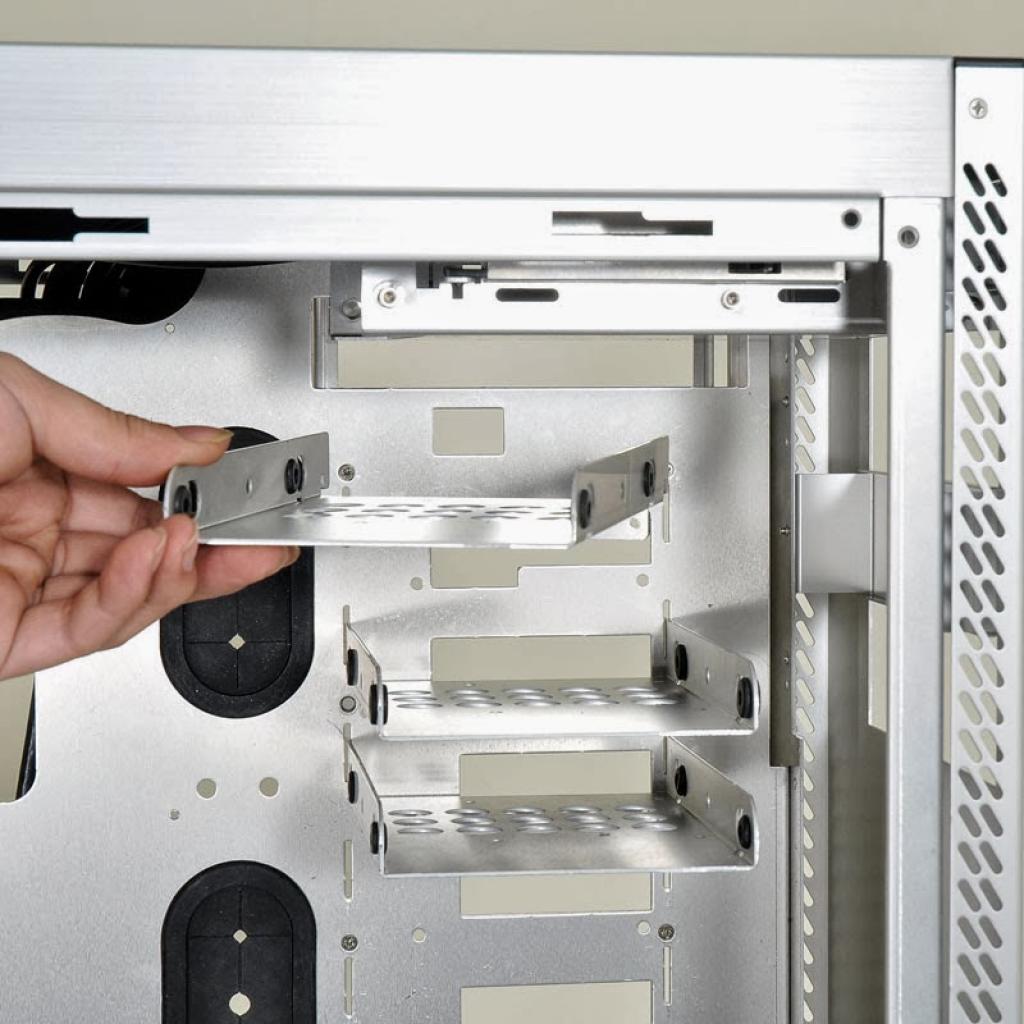 [12/02/2014] Lian Li PC-B16 und PC-A61 (6)