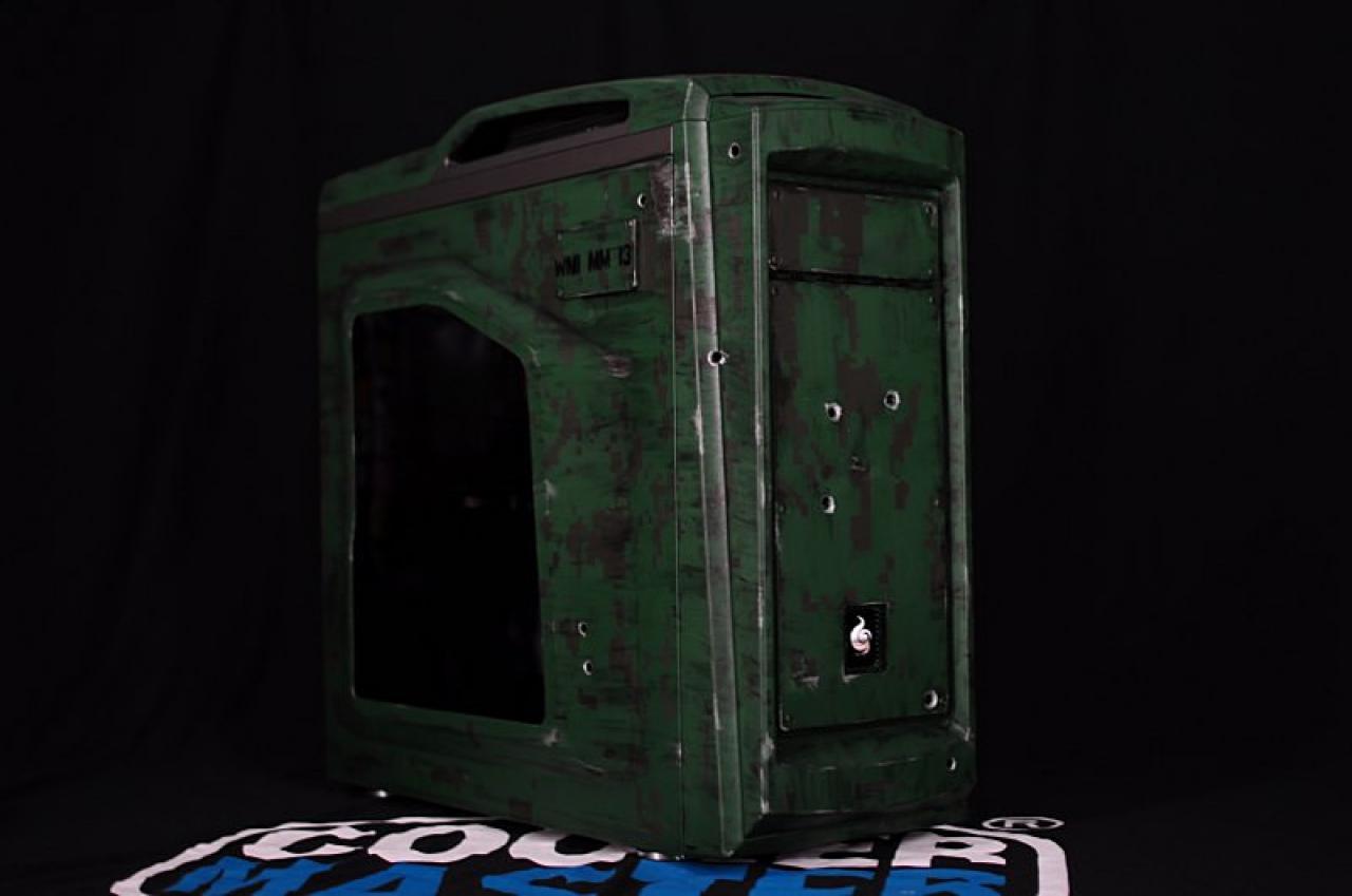 [03/02/2014] Casemod in unter zehn Stunden: Cooler Master CM Storm Scout 2 Advanced in Militär-Optik (15)