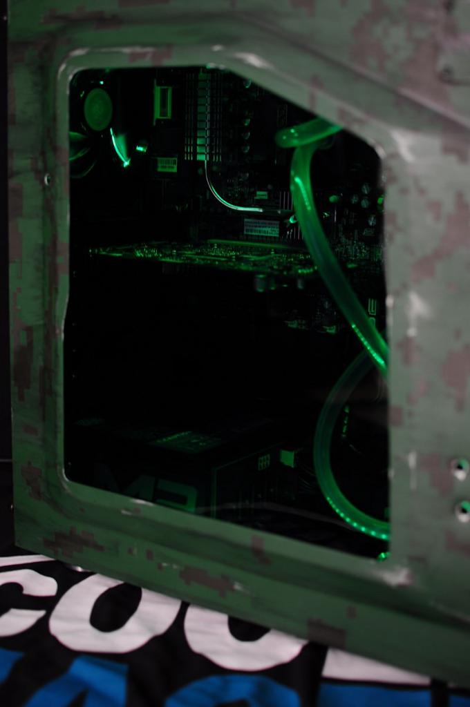 [03/02/2014] Casemod in unter zehn Stunden: Cooler Master CM Storm Scout 2 Advanced in Militär-Optik (18)