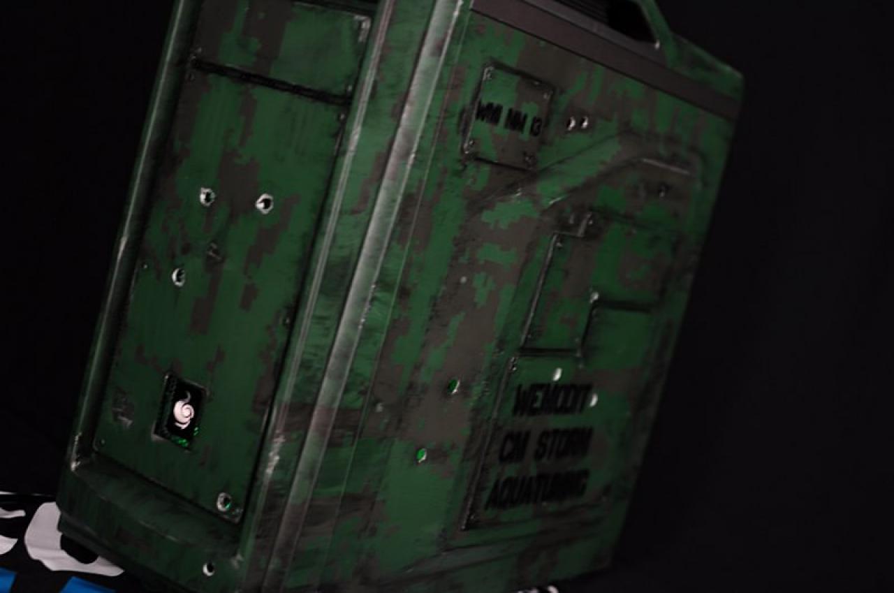 [03/02/2014] Casemod in unter zehn Stunden: Cooler Master CM Storm Scout 2 Advanced in Militär-Optik (26)