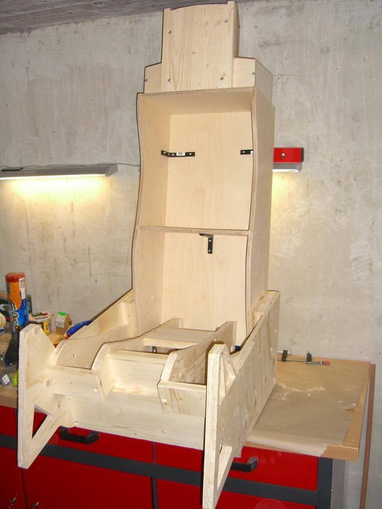 [07/02/2014] Selbst gebautes Jetcockpit im Wohnzimmer: PCGHX-Mitglied kuhprah im Community-Porträt (5)