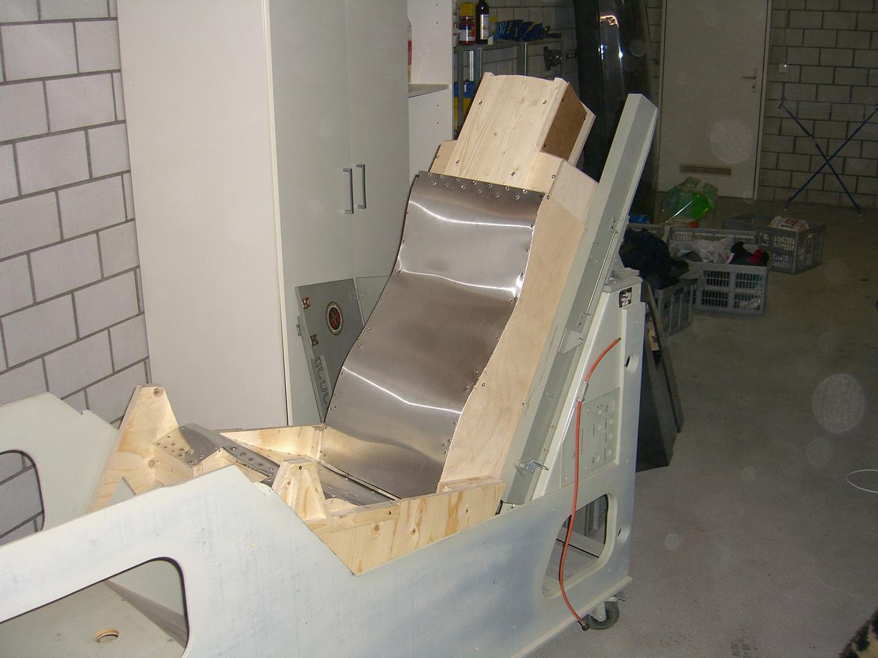 [07/02/2014] Selbst gebautes Jetcockpit im Wohnzimmer: PCGHX-Mitglied kuhprah im Community-Porträt (6)