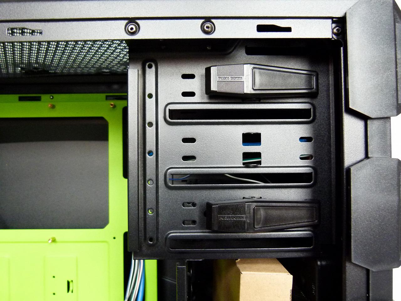 [04/02/2014] Sharkoon BD28: Test des Midi-Towers im PCGHX-Forum (12)