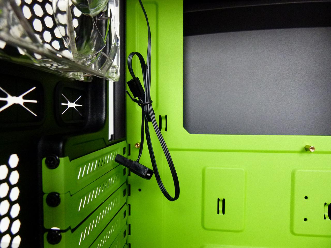 [04/02/2014] Sharkoon BD28: Test des Midi-Towers im PCGHX-Forum (14)
