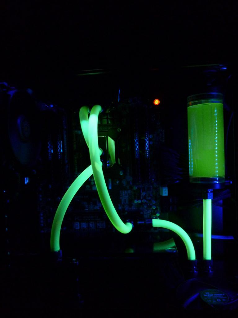 [28/02/2014] Update vom 02.03.2014 mit Wakü-PCs zum Staunen (32)