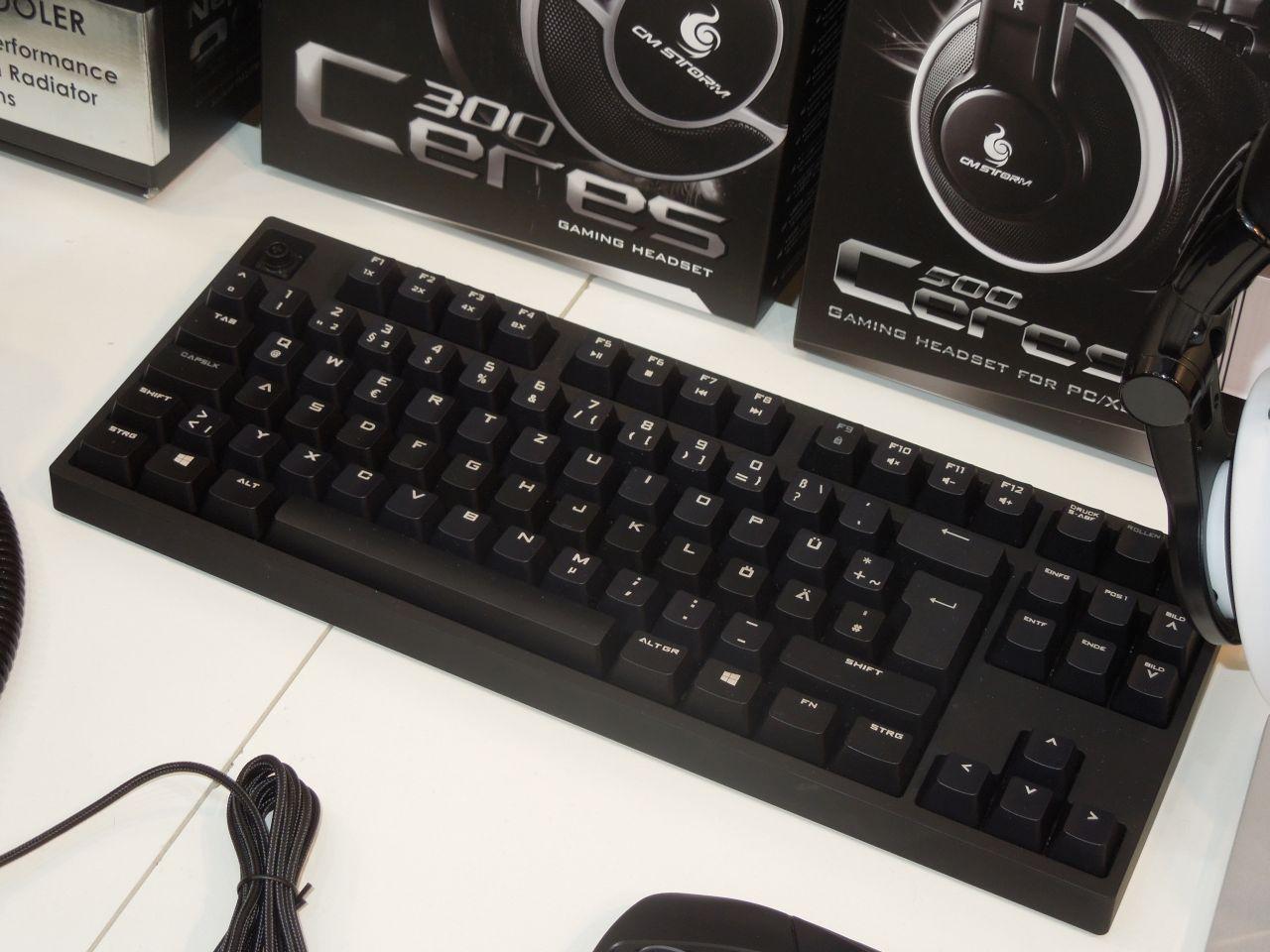[11/03/2014] Cooler Master NovaTouch TKL 2 