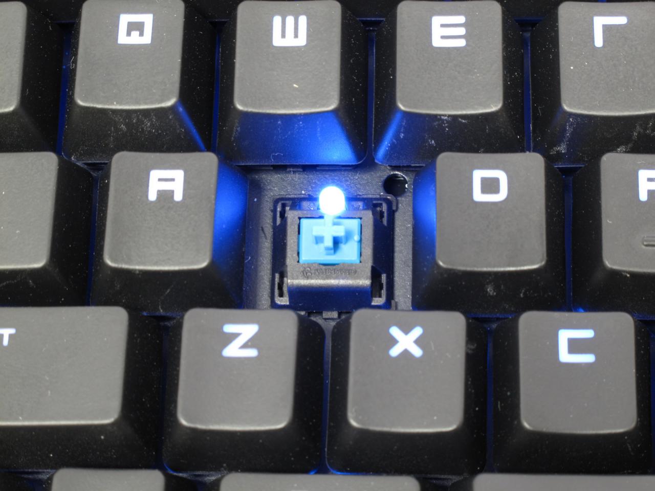 Razer Black Widow 2014: Die Neuauflage des Razer-Mechanik-Flaggschiffs mit Schaltern aus eigenem Hause im Test