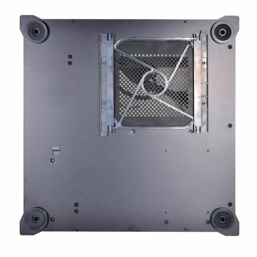 [13/03/2014] Lian Li PC-V359 (6)