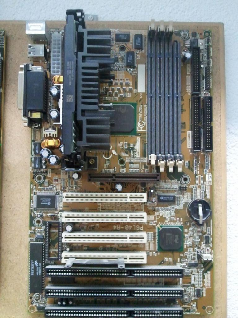 [28/03/2014] Update vom 30.03.: So sahen Mainboards in den 80er Jahren aus (6)