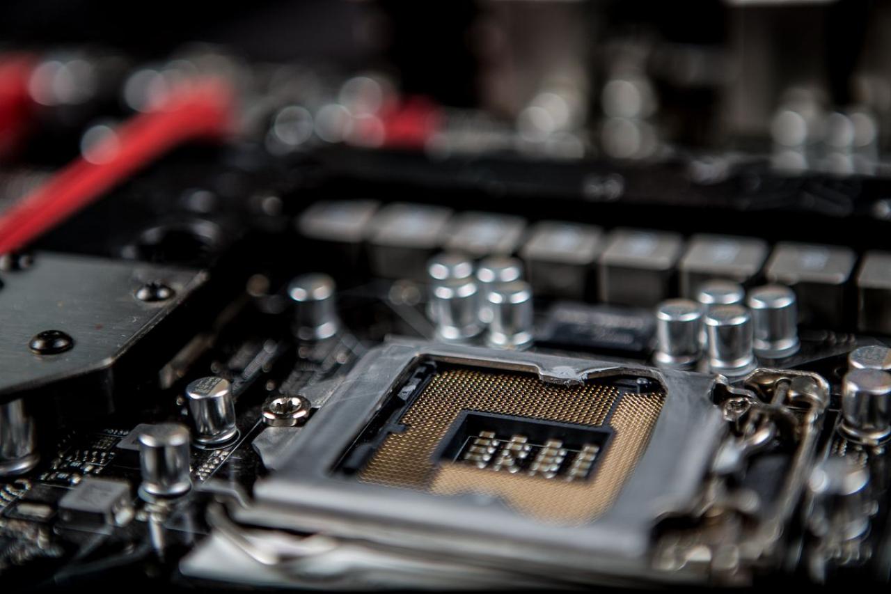 [28/03/2014] Update vom 30.03.: So sahen Mainboards in den 80er Jahren aus (15)