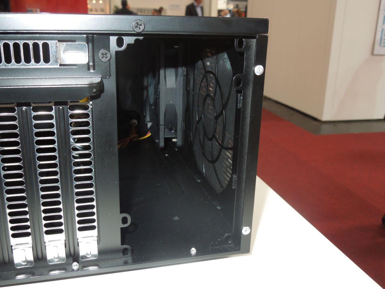 [10/03/2014] Silverstone Cebit 2014 17 