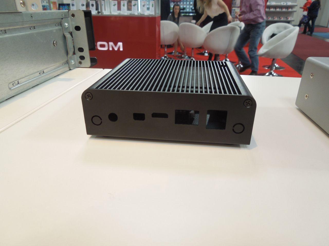 [10/03/2014] Silverstone Cebit 2014 4 