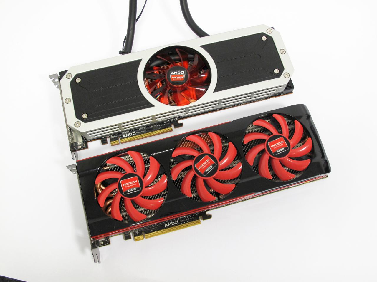 [08/04/2014] AMD Radeon R9 295 X2 neben der Vorgängerin (HD 7990)