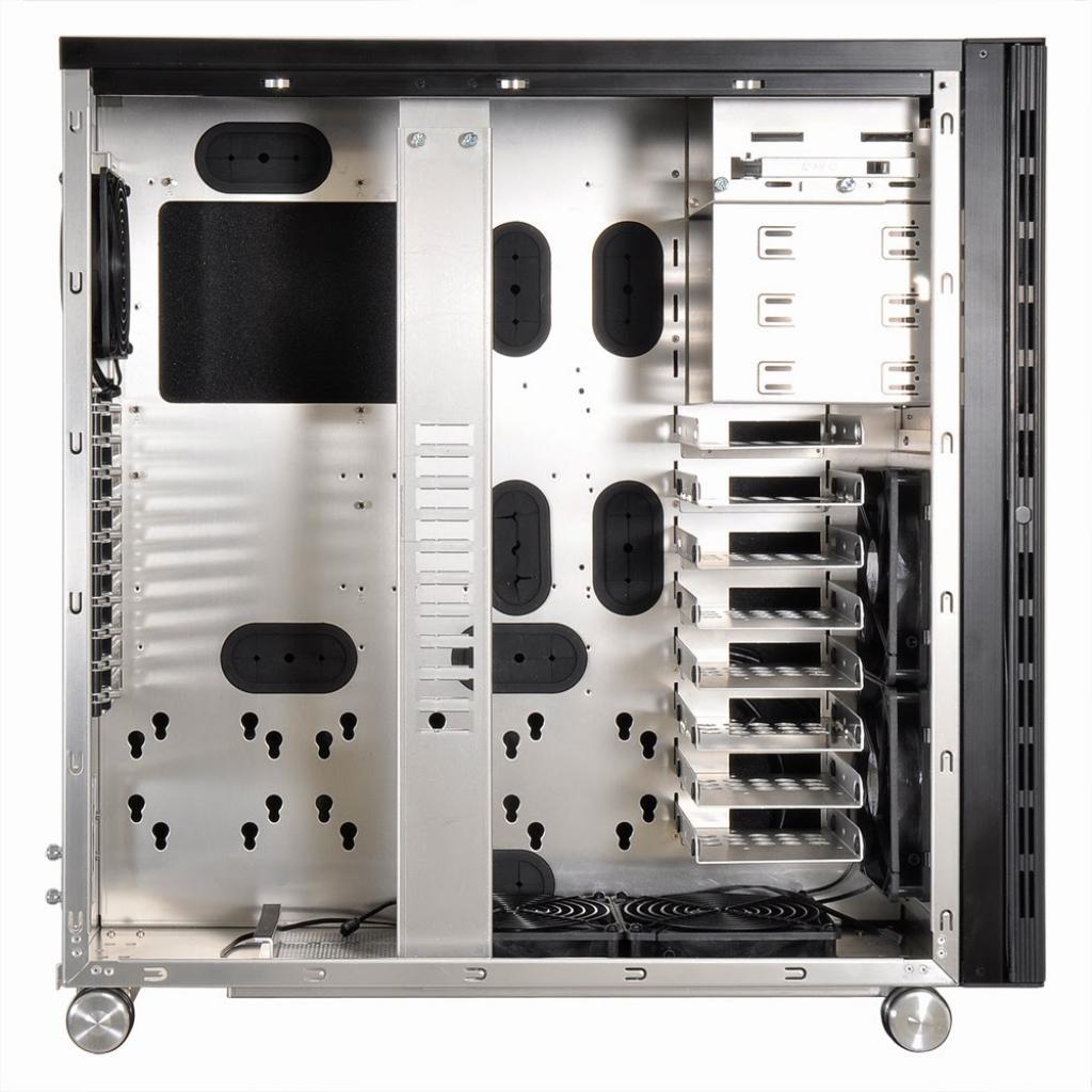 [15/04/2014] Lian Li PC-V2130 (6)