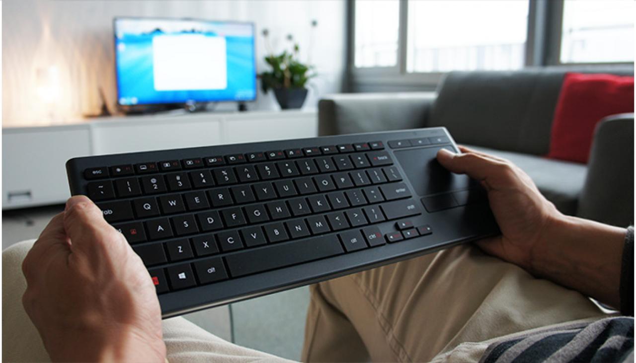 [09/04/2014] Logitech Illuminated K830: Kabellose HTPC-Tastatur mit Trackpad für 100 Euro (8)