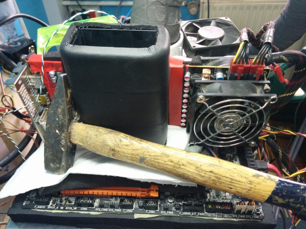 [15/04/2014] Moonman Radeon R9 290X OC (der Hammer ist Moonmans 